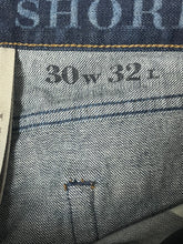 Lade das Bild in den Galerie-Viewer, vintage Burberry jeans DSWT {M}
