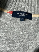 Load image into Gallery viewer, vintage Burberry knittedsweater {M}
