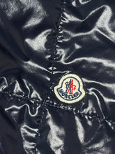 Carregar imagem no visualizador da galeria, vintage Moncler vest {XS}
