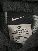 Carregar imagem no visualizador da galeria, vintage Nike BRASIL 2010 hoodie {XL}
