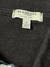 Carregar imagem no visualizador da galeria, vintage Burberry polo {S}

