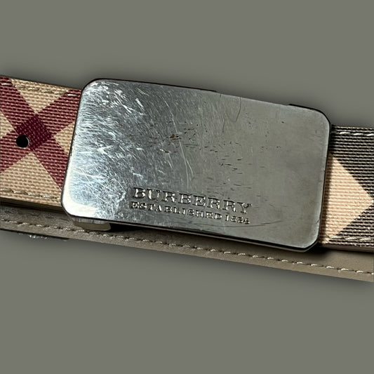 vintage Burberry belt