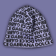 Carica l&#39;immagine nel visualizzatore di Gallery, vintage Dolce &amp; Gabbana beanie
