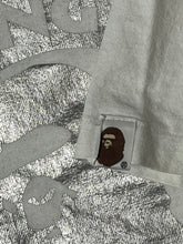 Lade das Bild in den Galerie-Viewer, vintage BAPE a bathing ape t-shirt {M}
