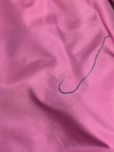 Lade das Bild in den Galerie-Viewer, vintage pink Prada shoulderbag
