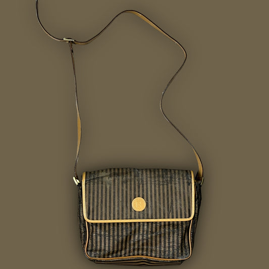vintage Fendi slingbag