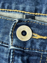 Carica l&#39;immagine nel visualizzatore di Gallery, vintage Armani jeans {M}
