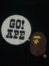 Lade das Bild in den Galerie-Viewer, vintage BAPE a bathing ape t-shirt {L}
