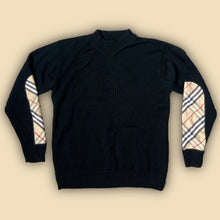 Cargar imagen en el visor de la galería, vintage Burberry knittedsweater {XS}
