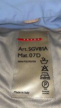 Lade das Bild in den Galerie-Viewer, vintage babyblue Prada vest {M}
