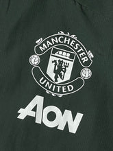 Lade das Bild in den Galerie-Viewer, khaki Adidas Manchester United windbreaker {S}

