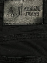 Cargar imagen en el visor de la galería, vintage Armani jeans {S}
