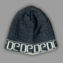Load image into Gallery viewer, vintage Dolce &amp; Gabbana beanie
