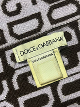 Carica l&#39;immagine nel visualizzatore di Gallery, vintage Dolce &amp; Gabbana scarf
