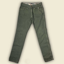 Carica l&#39;immagine nel visualizzatore di Gallery, vintage Burberry pants {M}
