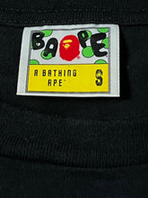 Lade das Bild in den Galerie-Viewer, vintage BAPE a bathing ape t-shirt  {S}

