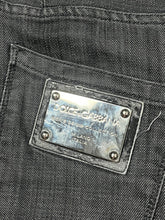 Carregar imagem no visualizador da galeria, vintage Dolce &amp; Gabbana jeans {S}

