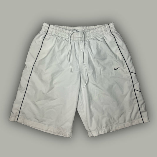 white vintage Nike shorts {XL}