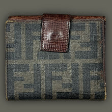 Φόρτωση εικόνας στο εργαλείο προβολής Συλλογής, vintage Fendi wallet
