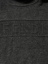 Lade das Bild in den Galerie-Viewer, vintage Fendi knittedsweater {M}
