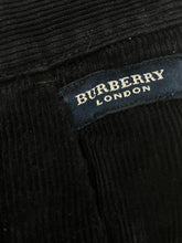 Lade das Bild in den Galerie-Viewer, vintage Burberry cordpants {M-L}
