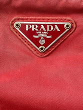 Φόρτωση εικόνας στο εργαλείο προβολής Συλλογής, vintage Prada slingbag
