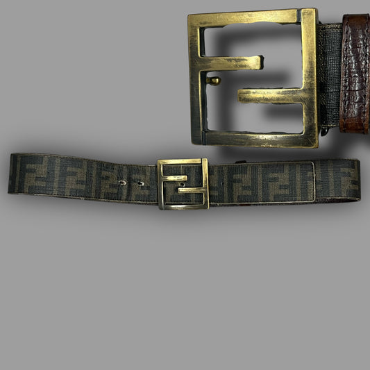 vintage Fendi belt (genuine leather)