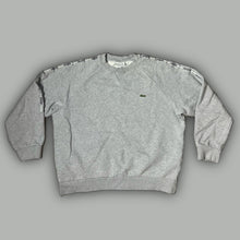 Cargar imagen en el visor de la galería, grey Lacoste sweater {L} - 439sportswear

