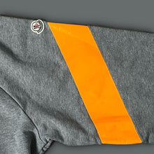 Carregar imagem no visualizador da galeria, grey Moncler sweater {XL} - 439sportswear
