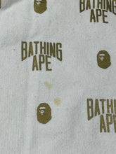Carregar imagem no visualizador da galeria, BAPE a bathing ape shark full zipper {L-XL}

