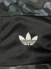 Carregar imagem no visualizador da galeria, Adidas X BAPE a bathing ape  trackjacket
