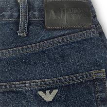Lade das Bild in den Galerie-Viewer, vintage Armani Jeans Emporio Armani
