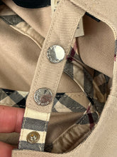 Load image into Gallery viewer, vintage Burberry cap Burberry
