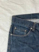 Lade das Bild in den Galerie-Viewer, vintage Prada jeans Prada
